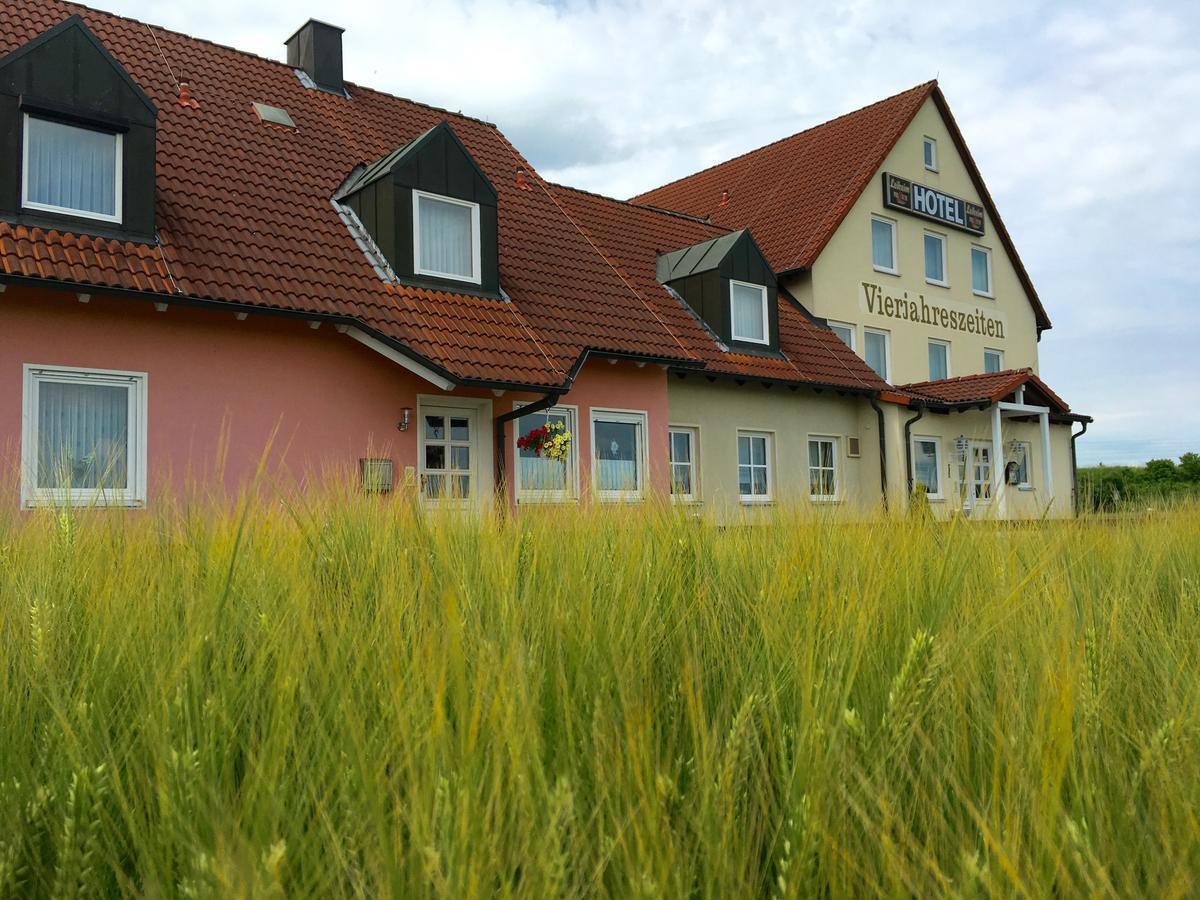 Hotel Garni Vierjahreszeiten บัดชตาฟเฟลชไตน์ ภายนอก รูปภาพ