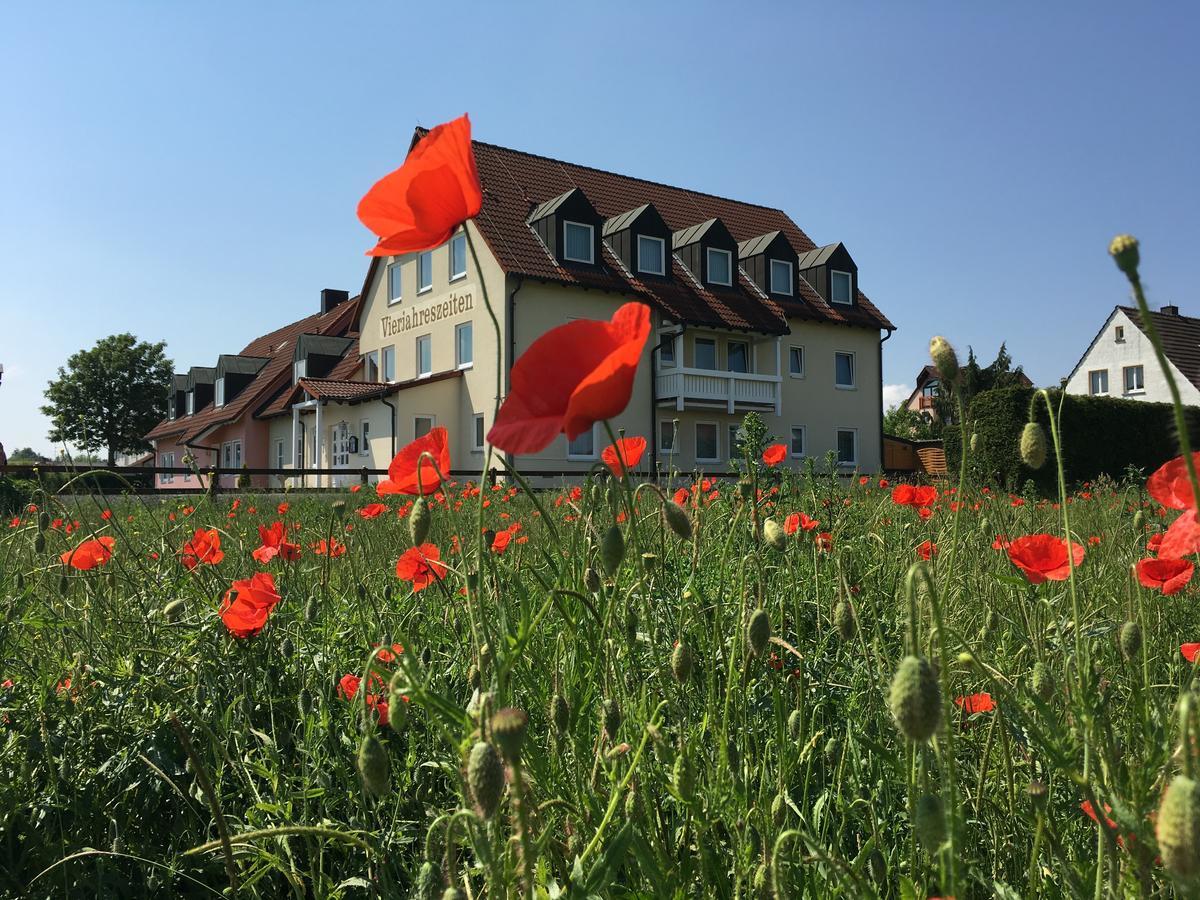 Hotel Garni Vierjahreszeiten บัดชตาฟเฟลชไตน์ ภายนอก รูปภาพ