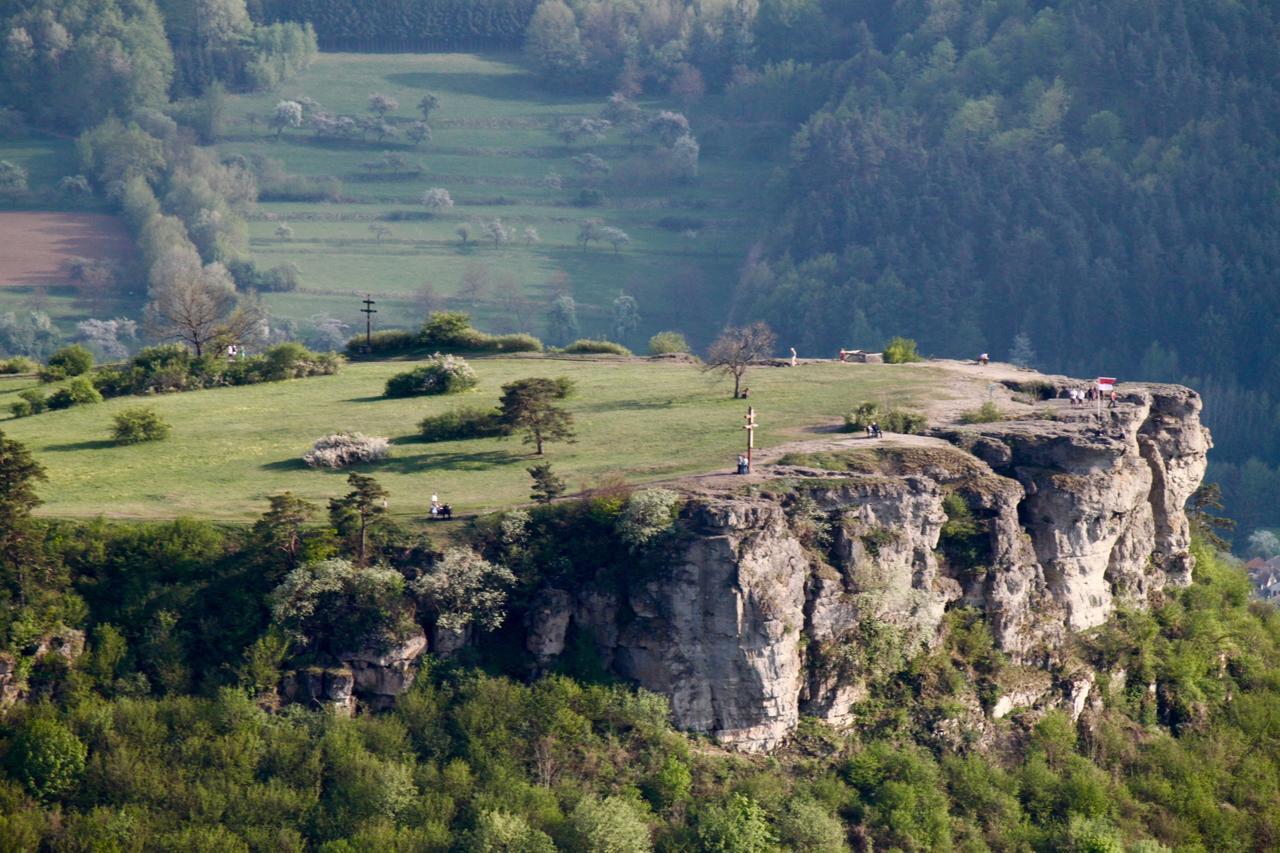Hotel Garni Vierjahreszeiten บัดชตาฟเฟลชไตน์ ภายนอก รูปภาพ