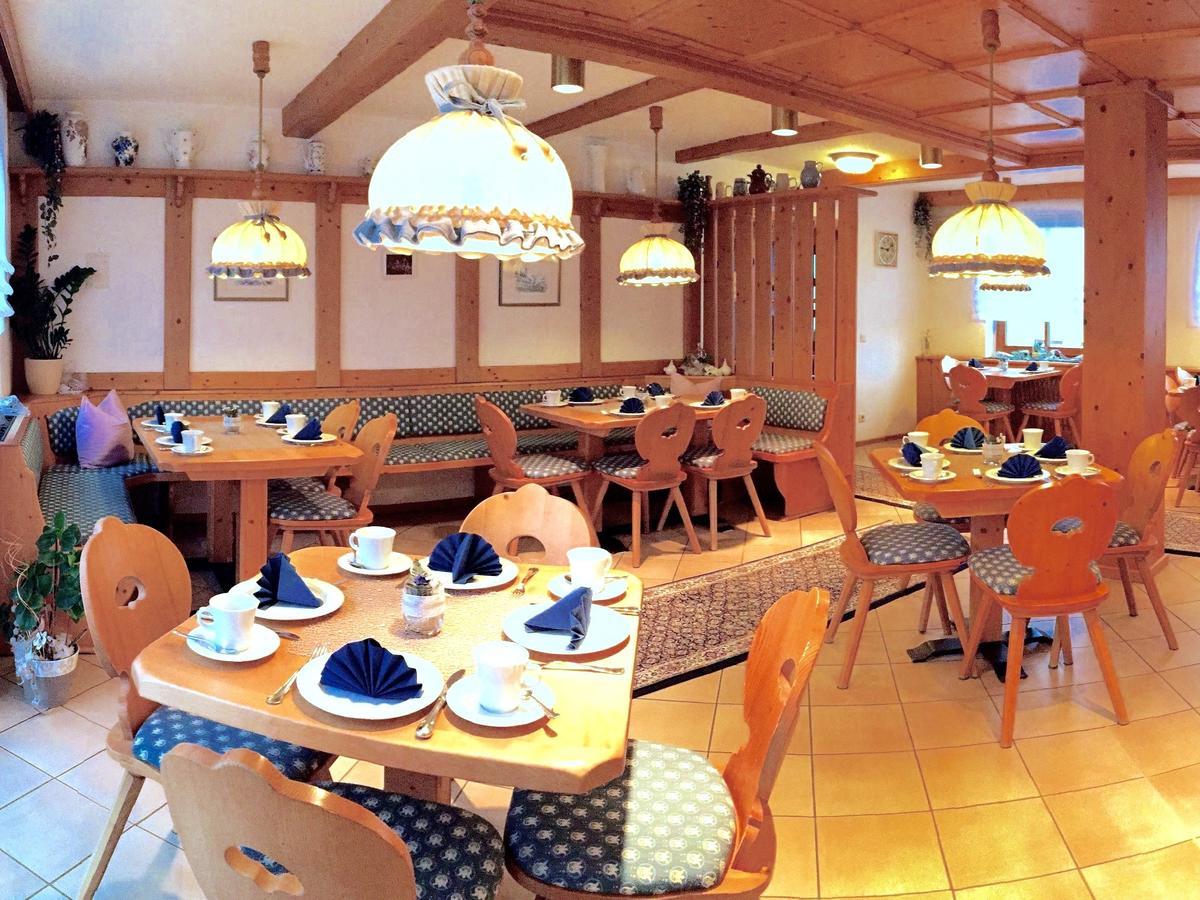 Hotel Garni Vierjahreszeiten บัดชตาฟเฟลชไตน์ ภายนอก รูปภาพ