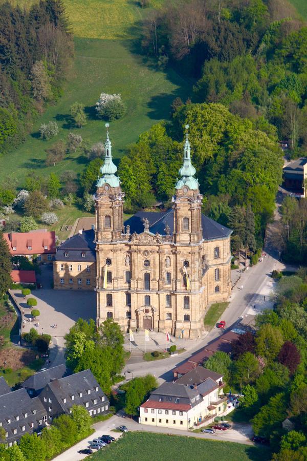 Hotel Garni Vierjahreszeiten บัดชตาฟเฟลชไตน์ ภายนอก รูปภาพ